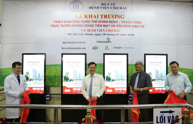 ỨNG DỤNG THẺ KHÁM BỆNH, THANH TOÁN TRỰC TUYẾN