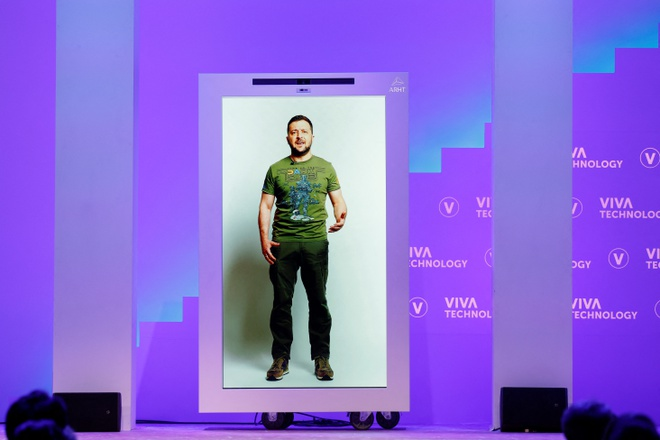 Tổng thống Ukraine xuất hiện dưới dạng hologram tại hội nghị công nghệ