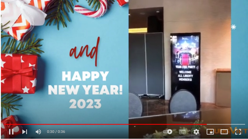 MÀN HÌNH QUẢNG CÁO CHÂN ĐỨNG CHÀO ĐÓN GIÁNG SINH AN LÀNH