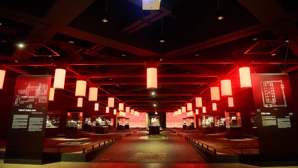 Mời các bạn cùng theo chân Team TÙNG VIỆT SMART MUSEUM tham quan Panorama khám phá khảo cổ học dưới lòng đất Nhà Quốc hội. Một tuyệt tác nghệ thuật không thể bỏ lỡ dưới lòng đất mẹ❣️❣️